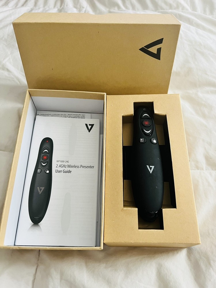 V7 WP1000-24G Professional Wireless Presenter with Laser Pointer and microS
