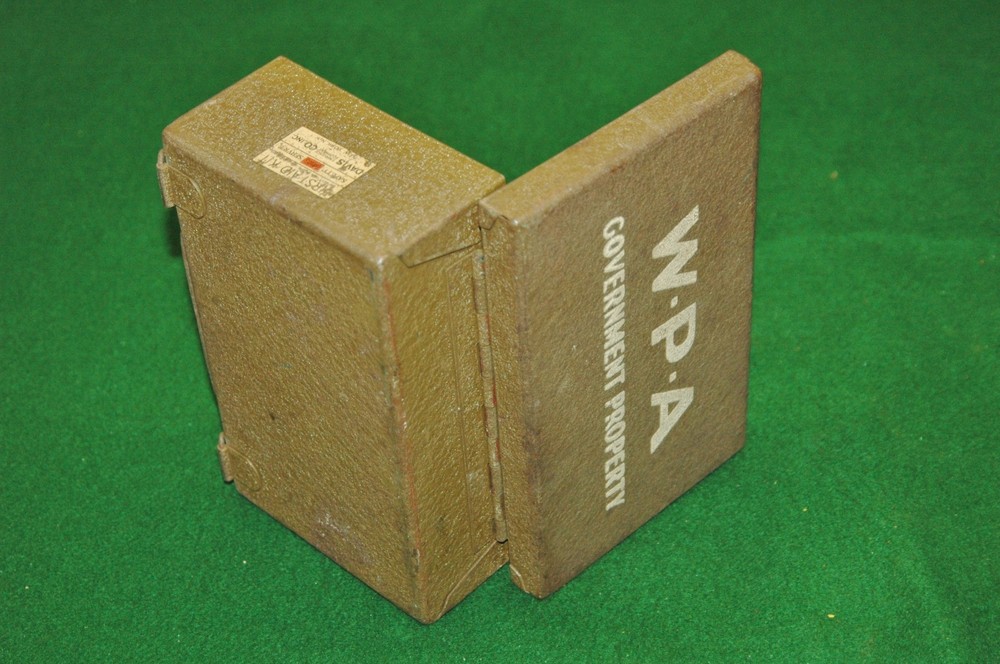 WW2 era US WORK PROGRESS ADMINISTRATION FIRST AID BOX.