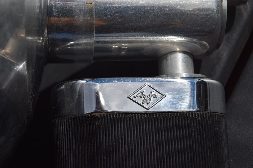 VINTAGE AGFA FLASH GUN ~GERMANY