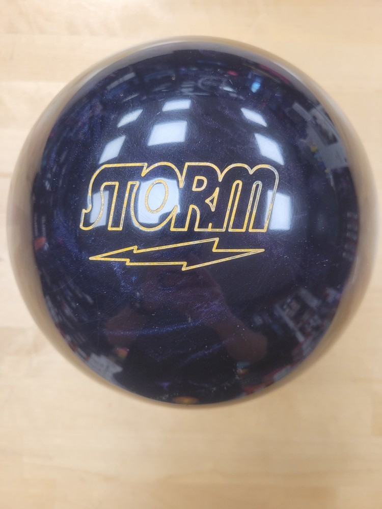 REFURBISHED STORM DARK CODE FULLY PLUGGED, AND RESURFACED 15 LBS.