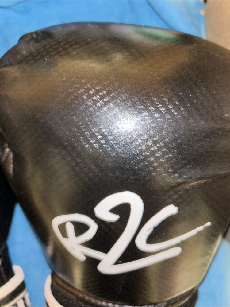 Ring To Cage Gloves 16oz