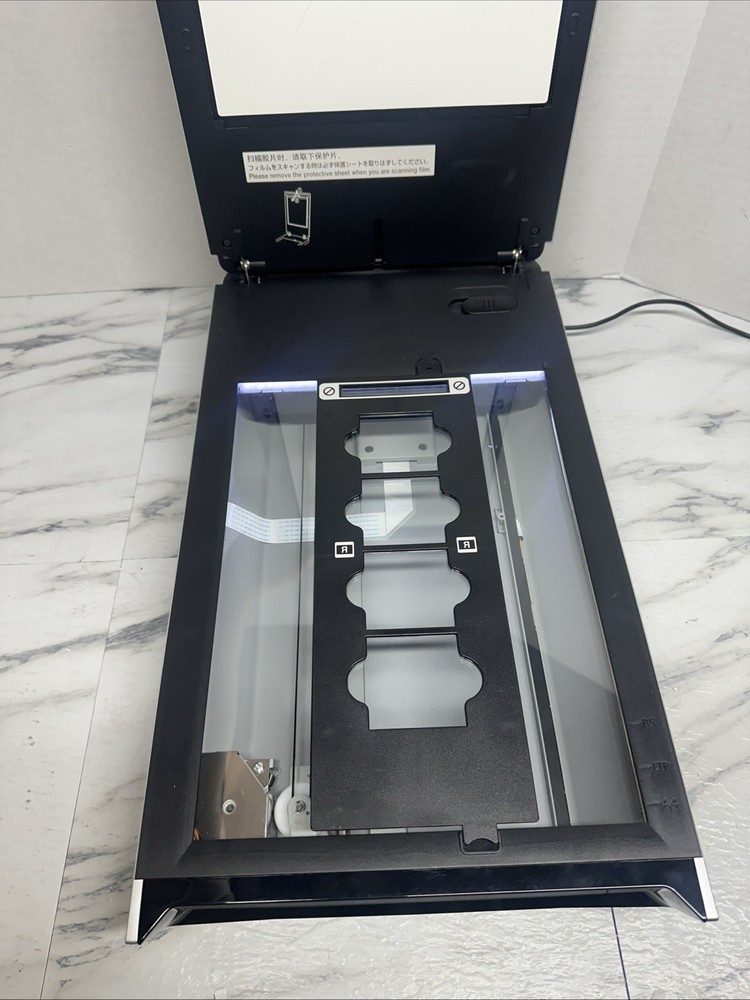 Canon CanoScan 8800F Flatbed Scanner