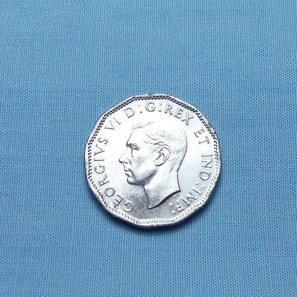 1945 Canada Five Cent "Victory" Coin "UNC" KM#40a