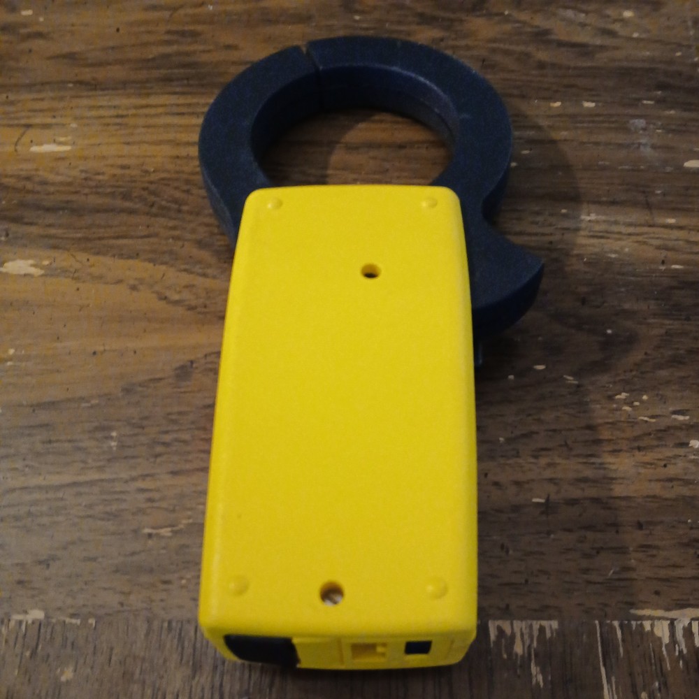 GE Voltmeter Meter Snapper 942D Clamp On Used