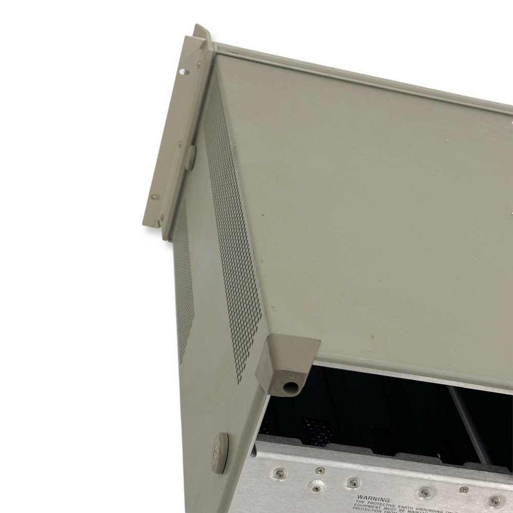 Hewlett Packard HP 70004A Color Display - Spectrum Analyzer Mainframe, Tested