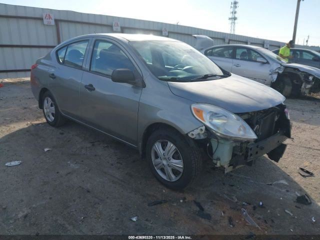 VERSA 2012 Glove Box 4901076