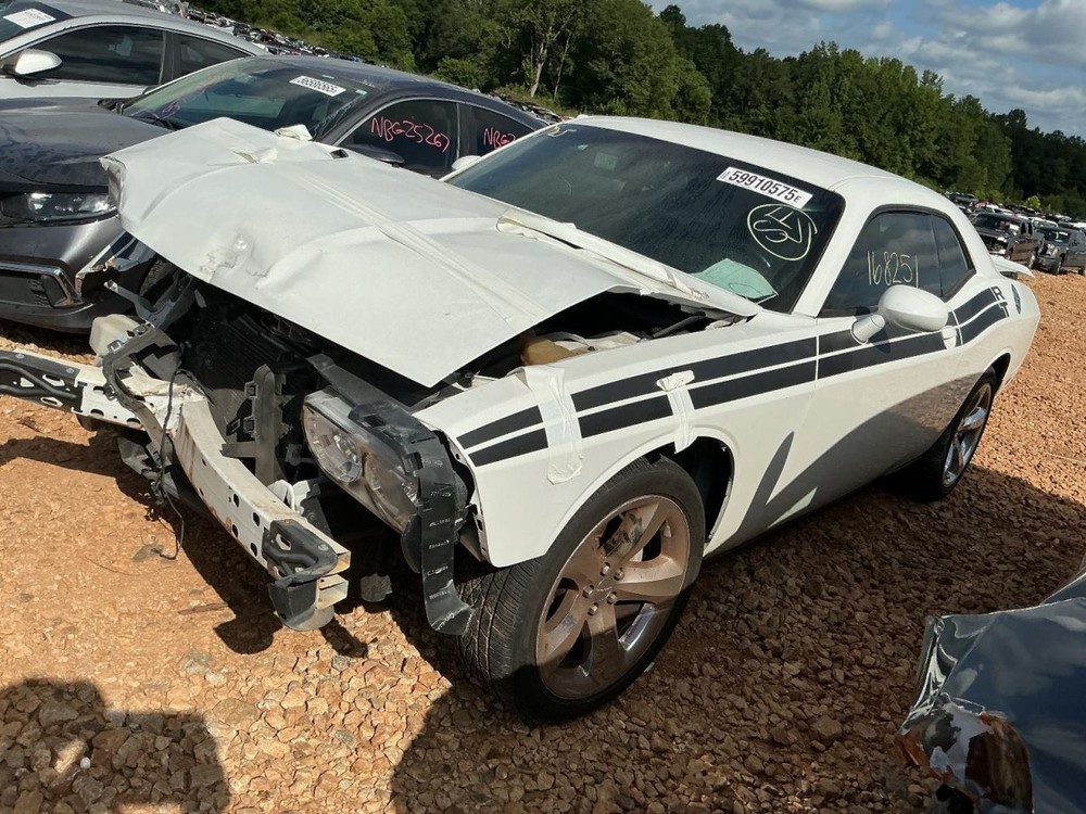 Console Front Floor Fits 11-14 CHALLENGER 4720442