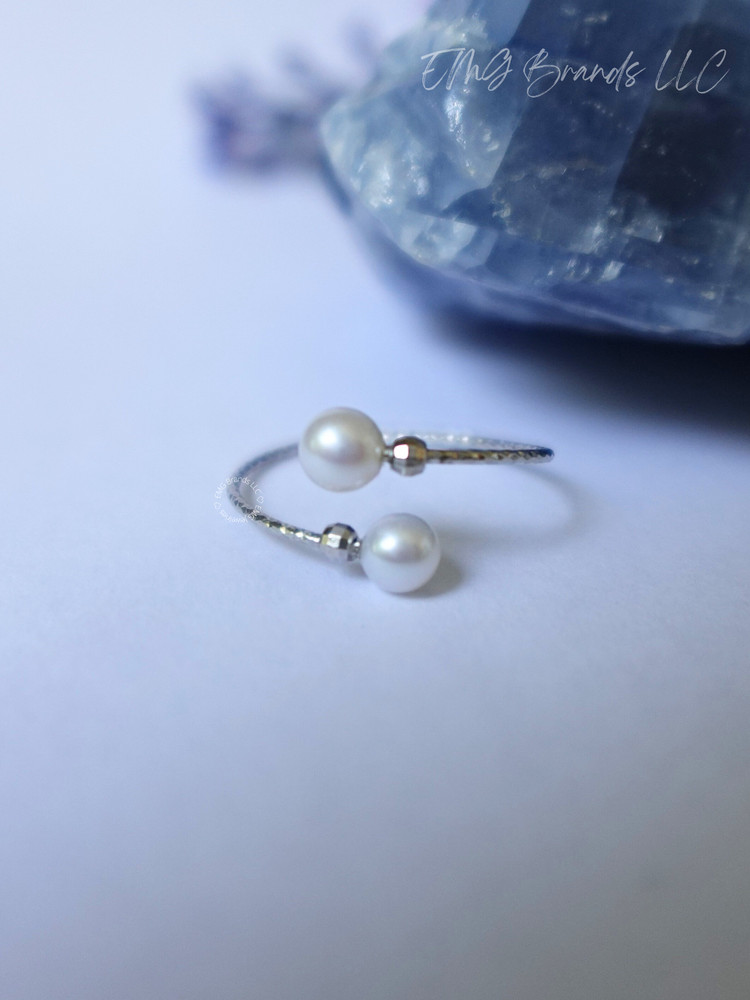 Double Akoya Bypass Pearl Ring