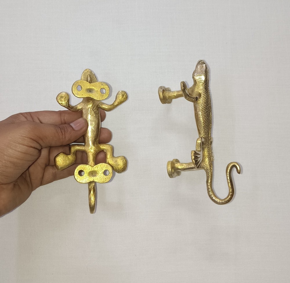 Reptile Lizard Kitchen Cabinet Pull with Hook Brass Animal Window Knob Set DM134