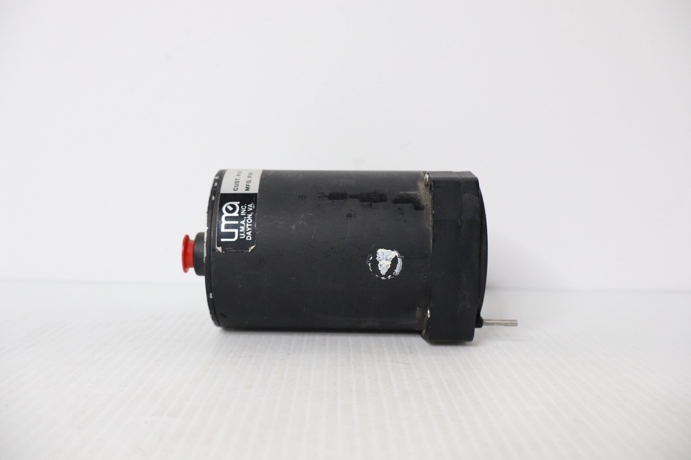 UMA 5-410-20 Altitude Indicator