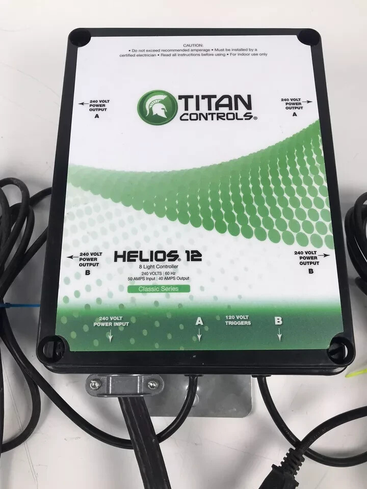 Titan Controls Helios 12 (240 Volt) 8-Light Controller with Dual Trigger Cords