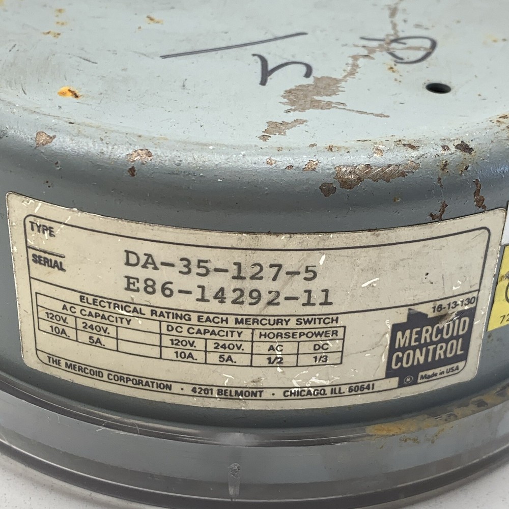 Mercoid Control DA-35-127-5 Refrigeration Pressure Switch Control