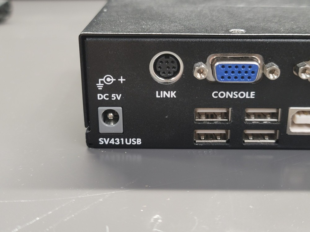 Startech SV431USB 4 Port USB KVM Switch (No AC Power Adapter included)