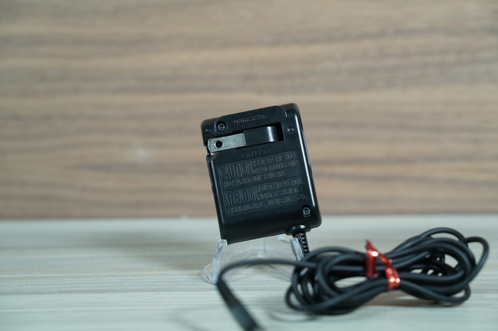 AC ADAPTER ORIGINAL NINTENDO GAMEBOY MICRO OEM OXY-002 TESTED