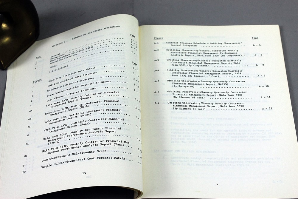 NASA NHB 9501.2A Apollo Technical Manual 1971 Procedures Contractor Reporting