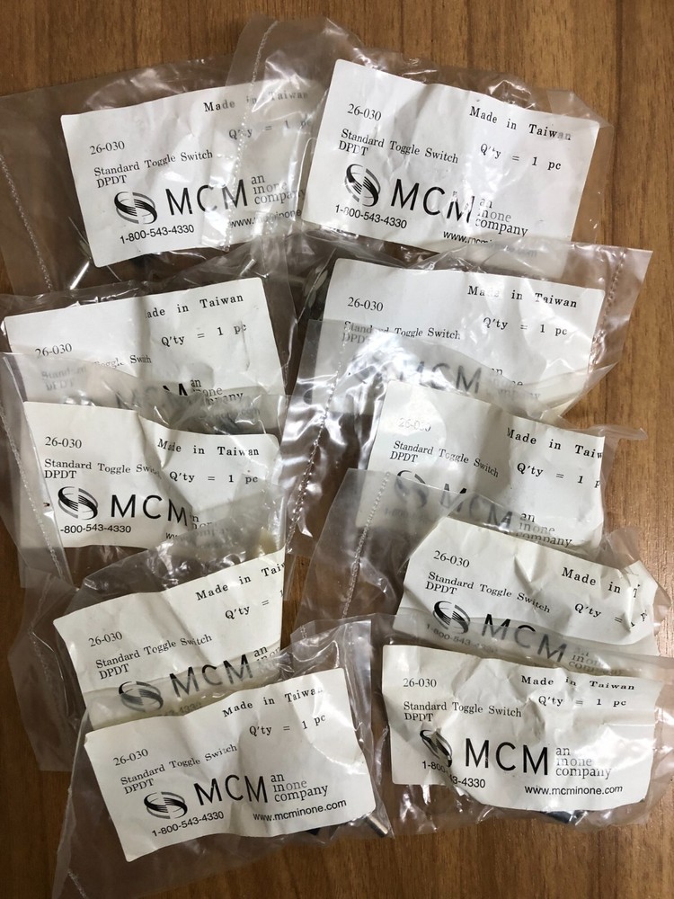 MCM 26-030 STANDARD TOGGLE SWITCH DPDT