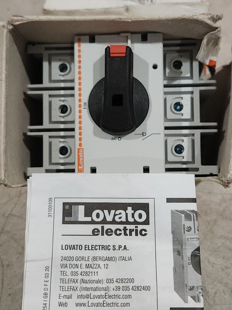 GA063A, Lovato, Three-Pole Switch Disconnector, Direct Operating Version, 63A