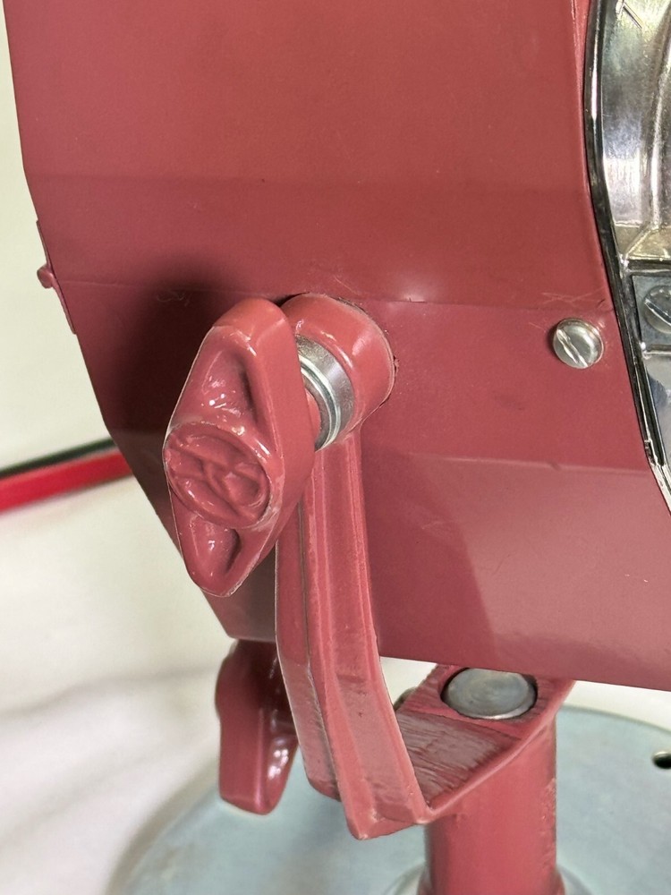 Mole Richardson Tiny-Mole light & round floor stand