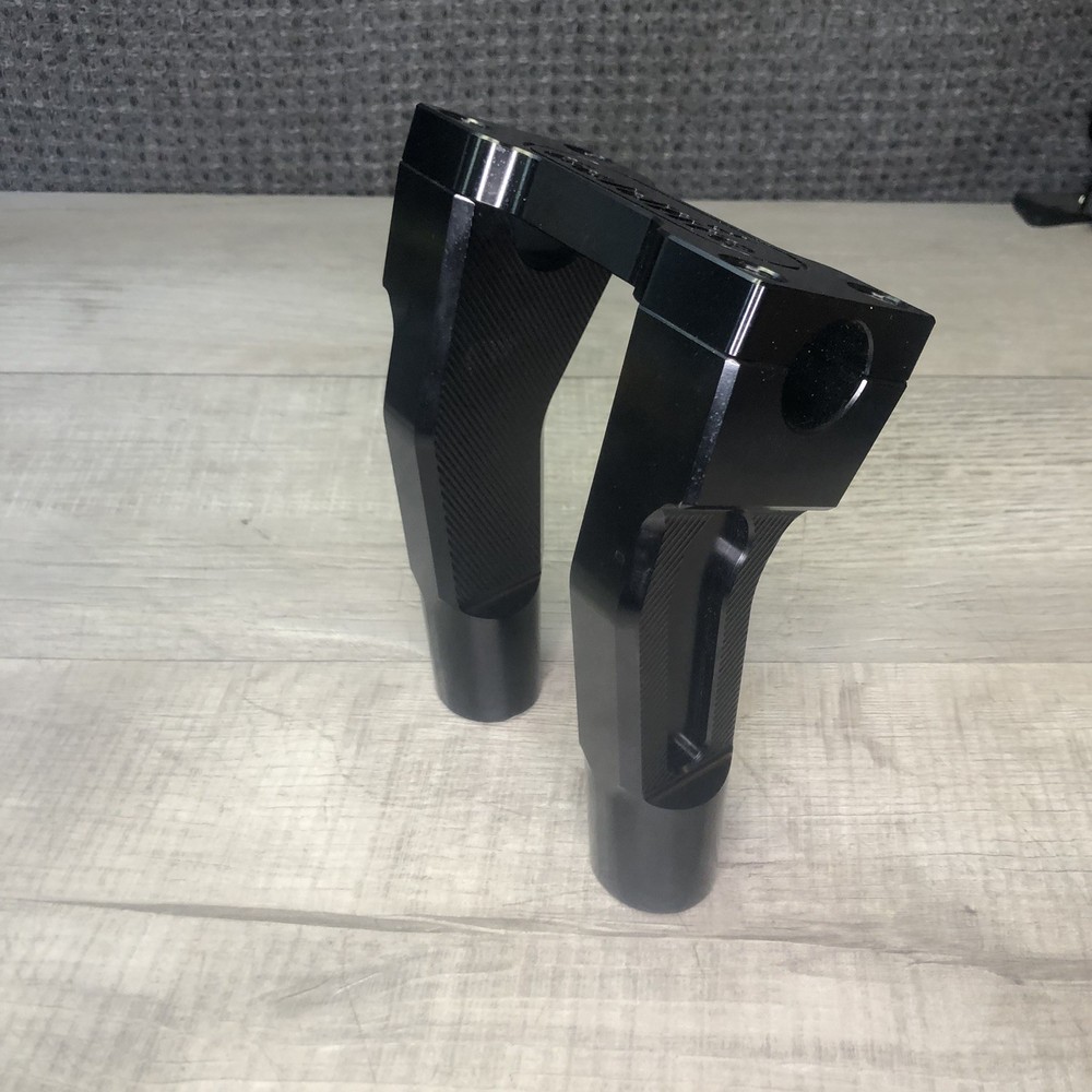 Motorcycle Handlebar Risers Pullback Challenger Risers Fits for H-D 6" Black