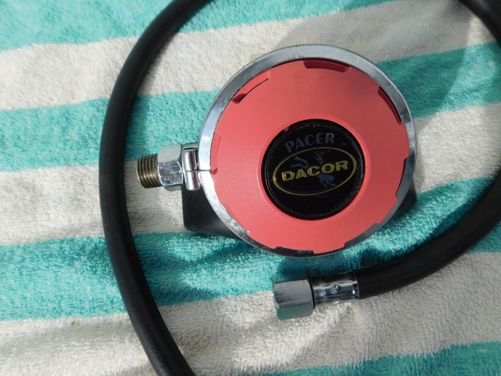 Dacor. 2nd Stage Read all details , nice condition.
