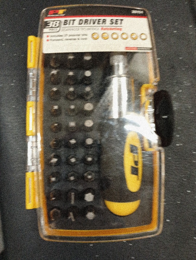 PERFORMANCE TOOL 38 PIECE BIT Driver SET  9133