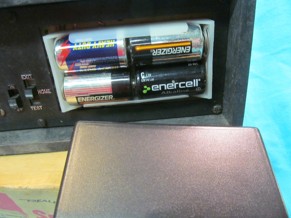 REALISTIC SONIC SAFEGUARD MOTION SENSING SECURITY SYSTEM 275-496