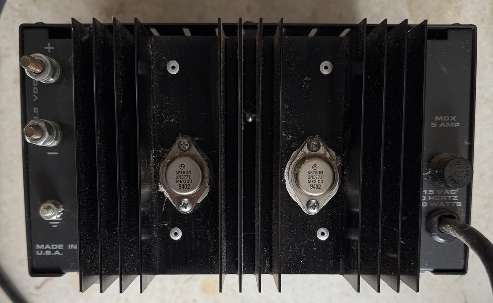 ASTRON RS-20A LINEAR POWER SUPPLY