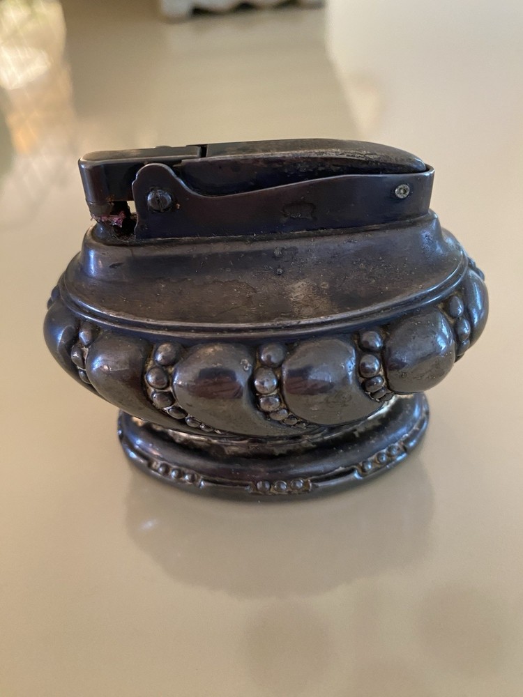 Vintage Ronson Crown Table Lighter Silver Plate 1950s