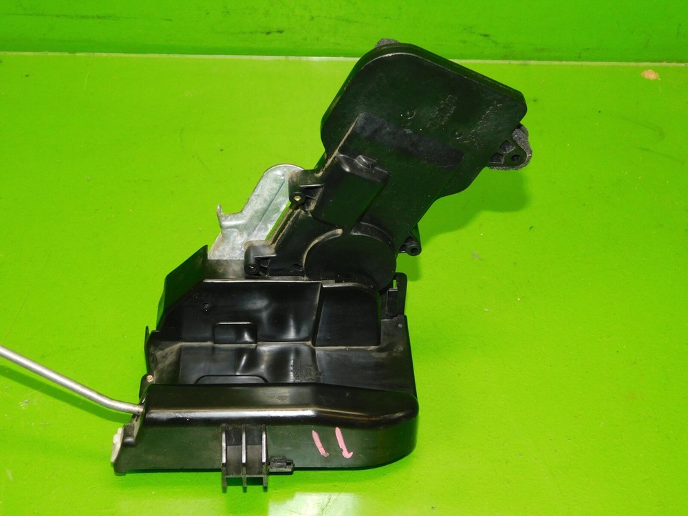 04-08 RX8 OEM passenger right front door lock actuator motor assembly complete