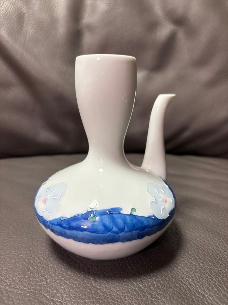 Jug, water pouring, sake cup