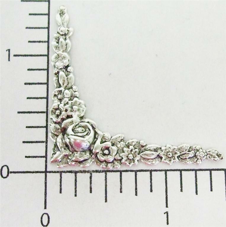 23544         4 Pc. Matte Silver Oxidized Victorian Corner Finding