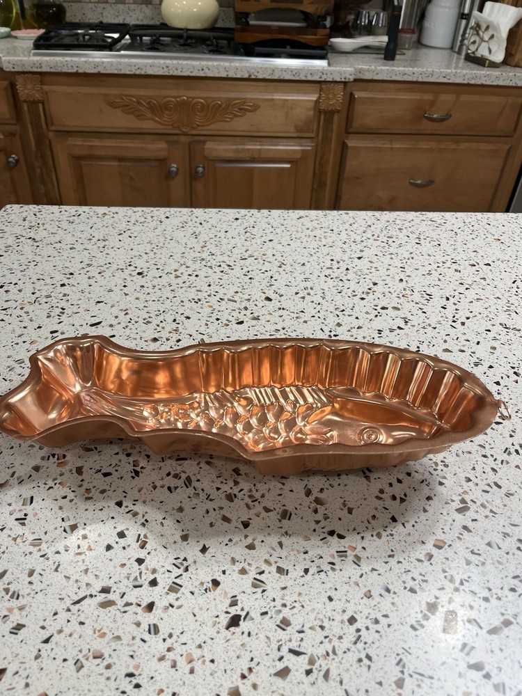 Copper 4 Cup Fish Mold Or Kitchen Decor