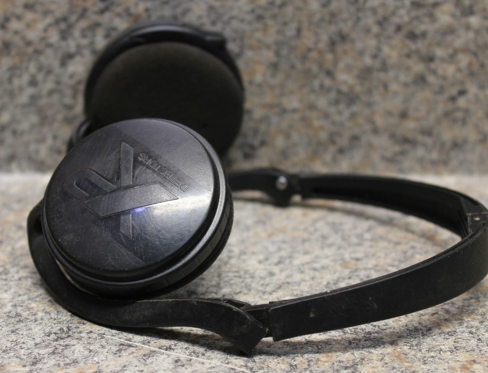 Deus XP Metal Detector