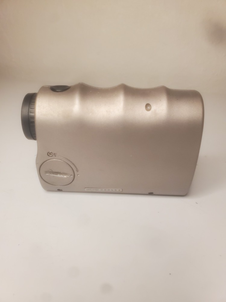 Bushnell golf rangefinder