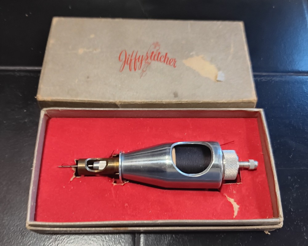 JIFFY - STITCHER SEWING CRAFT WITH BOX, SPOOL