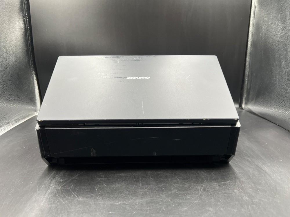 Fujitsu ScanSnap ix500 Wireless Document & Image Scanner