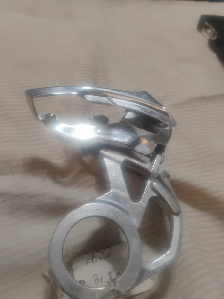 Shimano alivio Front Derailleur, E-Type Bottom Bracket Mount, Bottom Pull