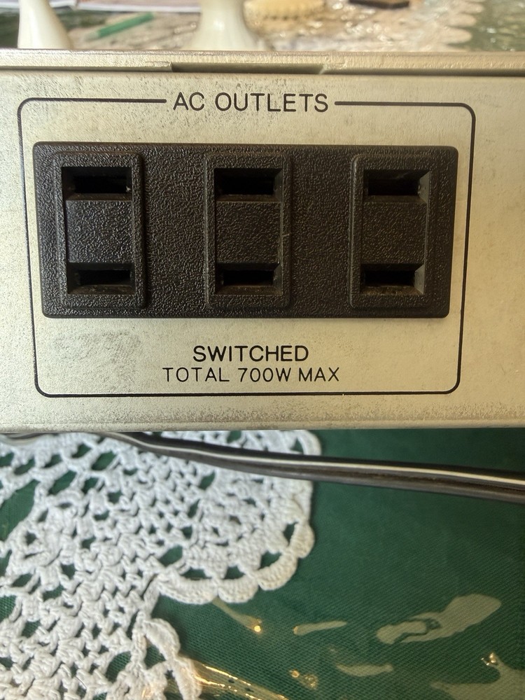 SANSUI AUDIO PROGRAM TIMER MODEL AT-202 Silver