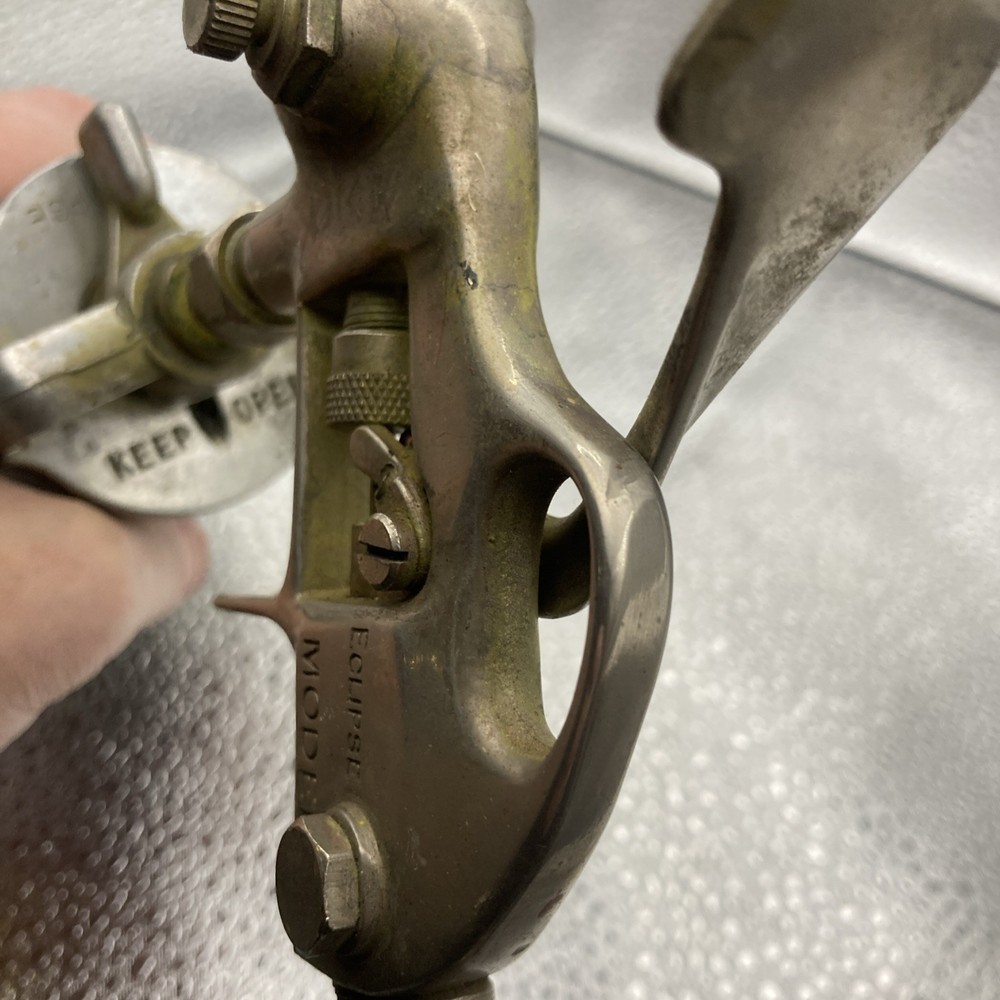 Eclipse Model 79 spray gun. UNTESTED!!