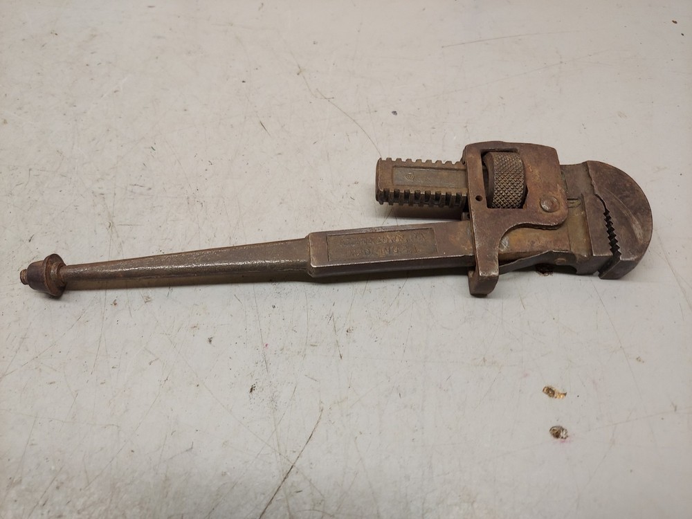 Vintage Stillson Walworth # 14 Adjustable Pipe Wrench