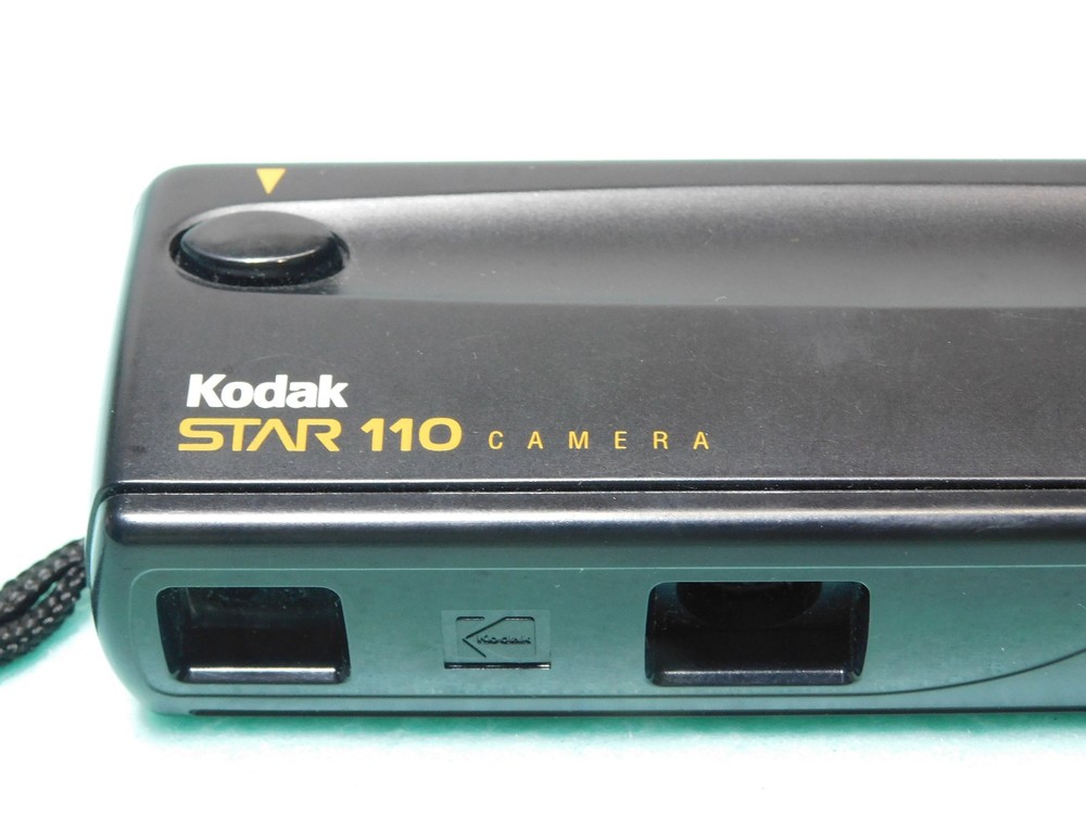 Vintage Kodak Star 110 Camera in Good Condition. Untested