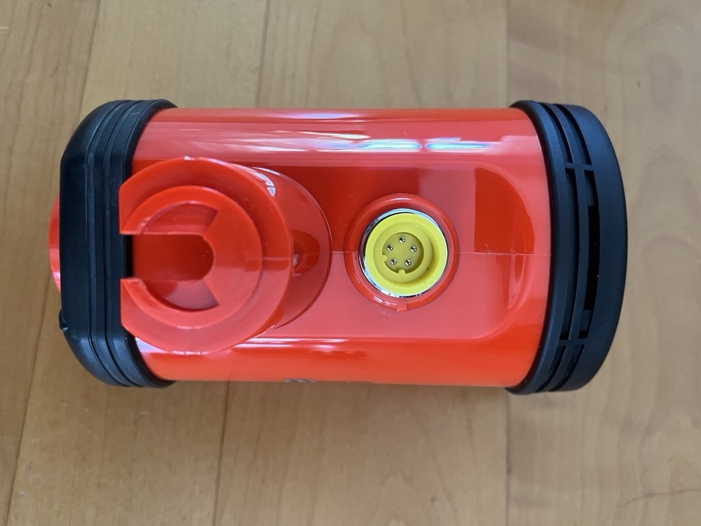 Nikons SB 105 Underwater Strobe