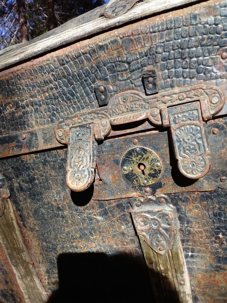 antique steamer trunk with double lock
