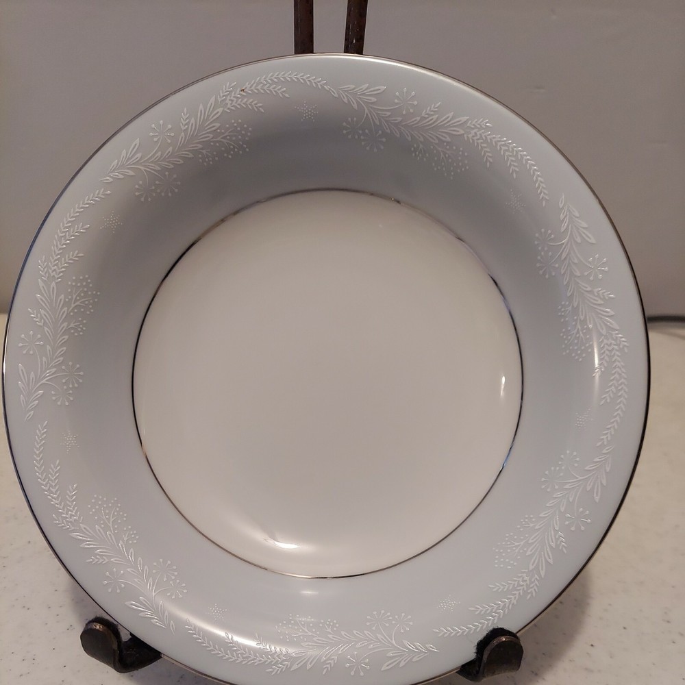4 Noritake Bluetta 5898 Soup Bowl