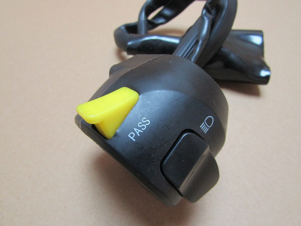 Keeway RKF 125 E4 2020 5,775 miles left switchgear (9093)