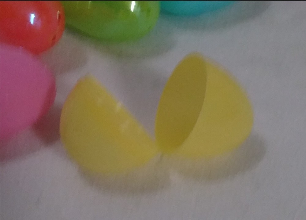 Specialty Plastic Easter Eggs Fillable 2 Sizes 10 Pcs Iridescent, Swirl, Printed