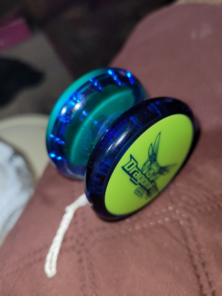 Dragonfly Duncan Yo-Yo -Blue with Green Cap