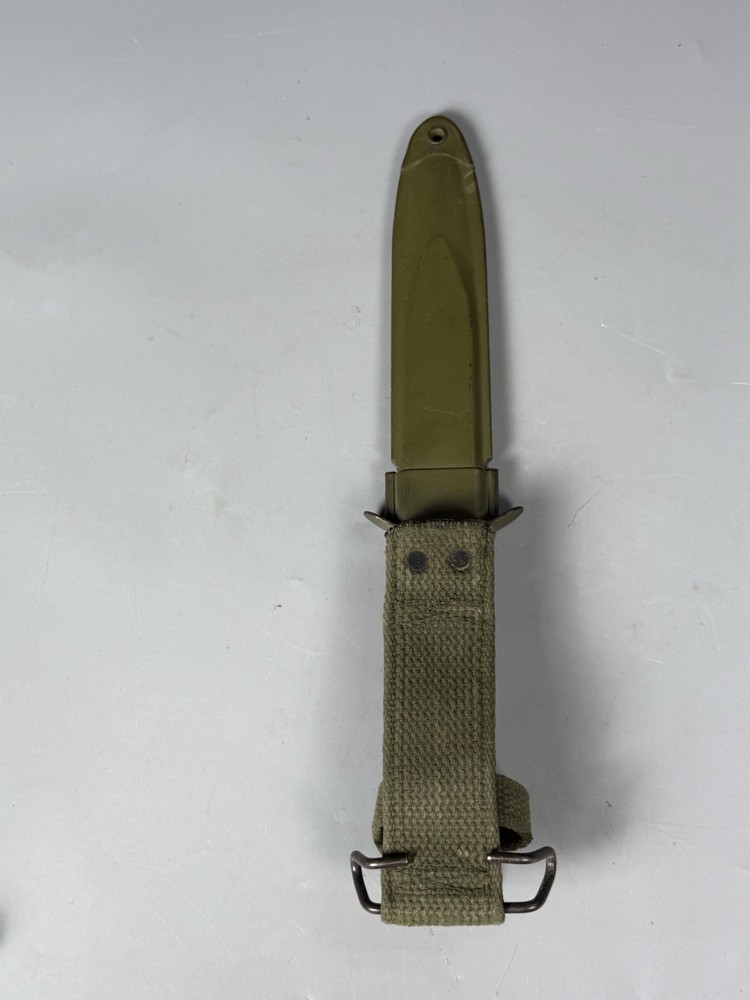 Cold War Era US M7 Knife With Rack Marks 93