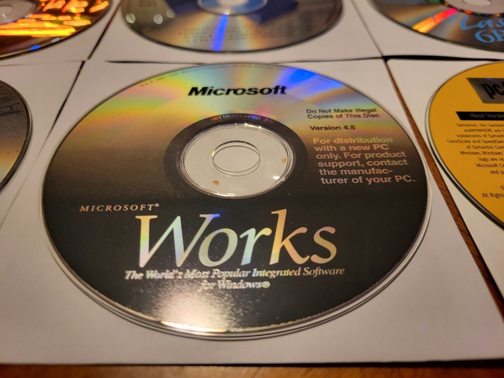 12 - Vintage Computer PC CD-ROM Software Loose Discs - Microsoft Quickbooks More