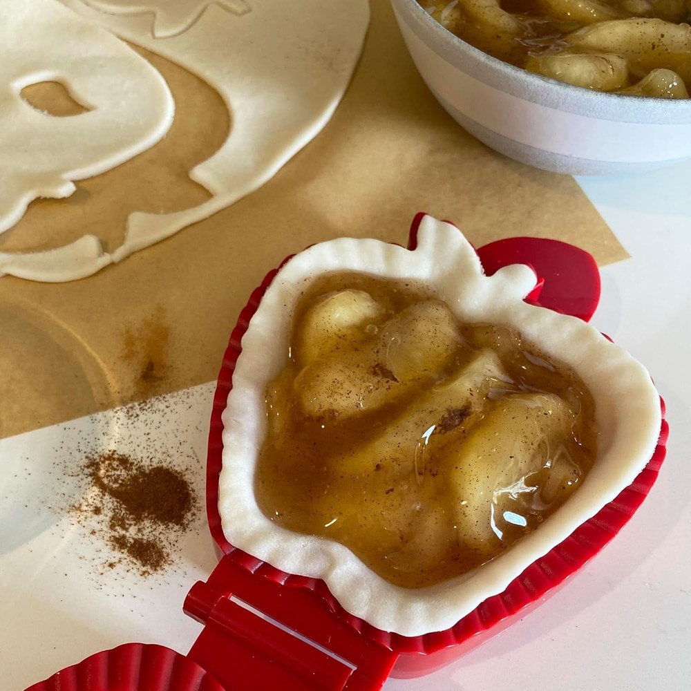Dining & Entertaining International Pocket Pie Maker Apple Shape 5
